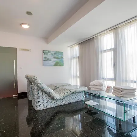 Hp Tower One Brasov 4* Săcele